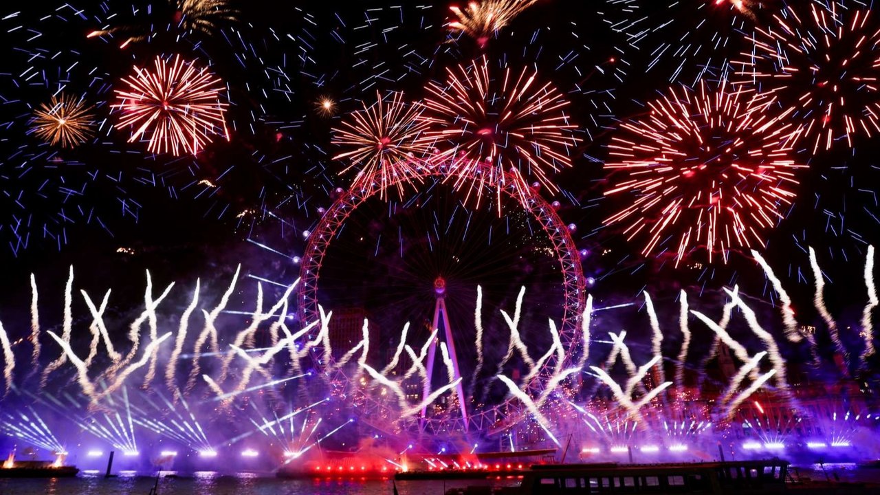 Festival Terbaru Akhir Tahun: Natal dan Tahun Baru Dunia 2025