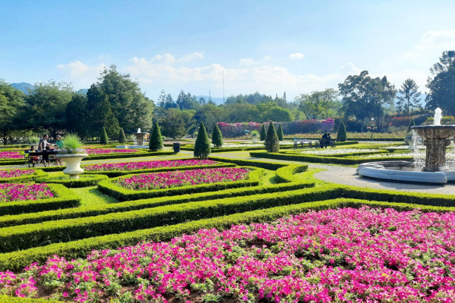 Taman Bunga Nusantara